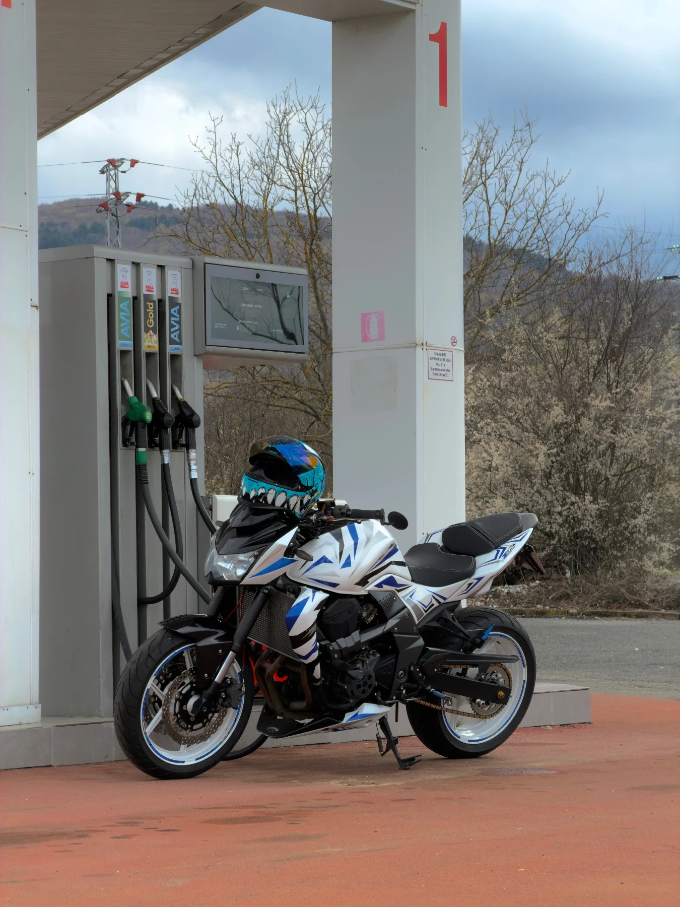 Kawasaki Z undefined | Auto.bg — изображение 1