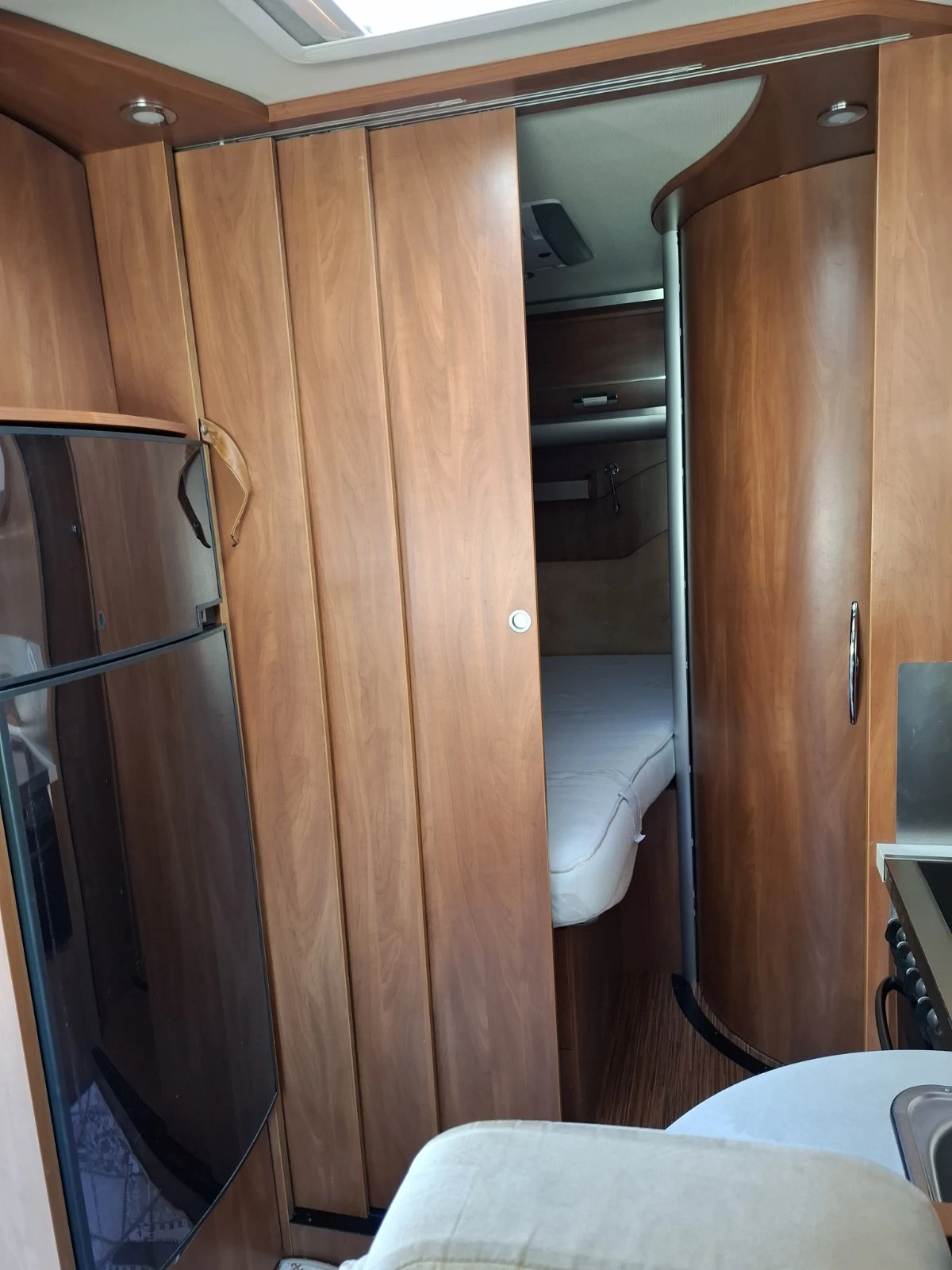 Кемпер Laika Kreos 3008, снимка 8 - Каравани и кемпери - 54340157