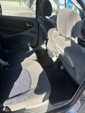 Renault Megane - 1600 € / 3129.33 лв. - 82163436 11