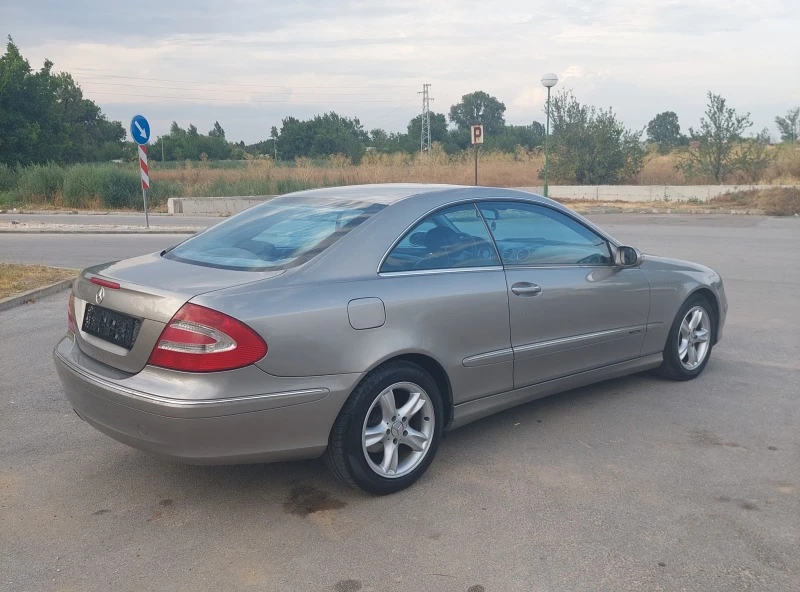 Mercedes-Benz CLK, снимка 4 - Автомобили и джипове - 46368355