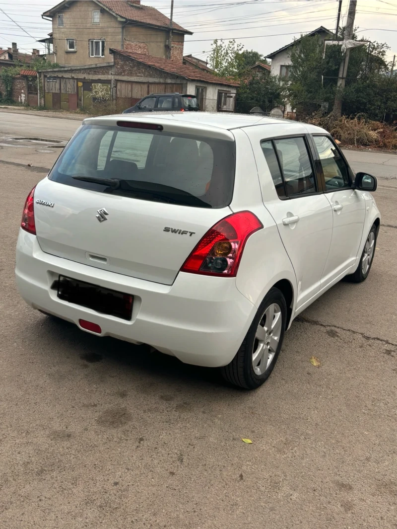 Suzuki Swift 1.3, снимка 5 - Автомобили и джипове - 47286266