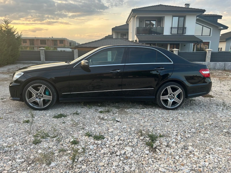 Mercedes-Benz E 500 5.5 AMG 4MATIC, снимка 6 - Автомобили и джипове - 47698377