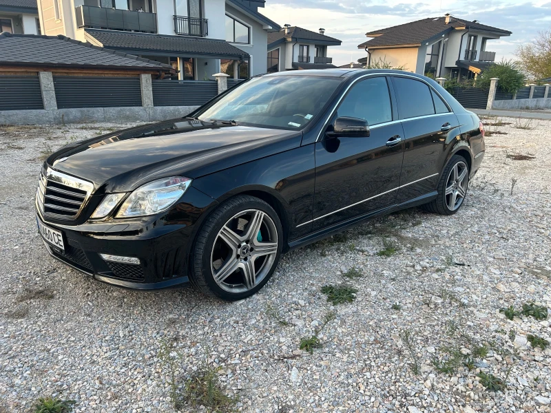 Mercedes-Benz E 500 5.5 AMG 4MATIC, снимка 1 - Автомобили и джипове - 47698377