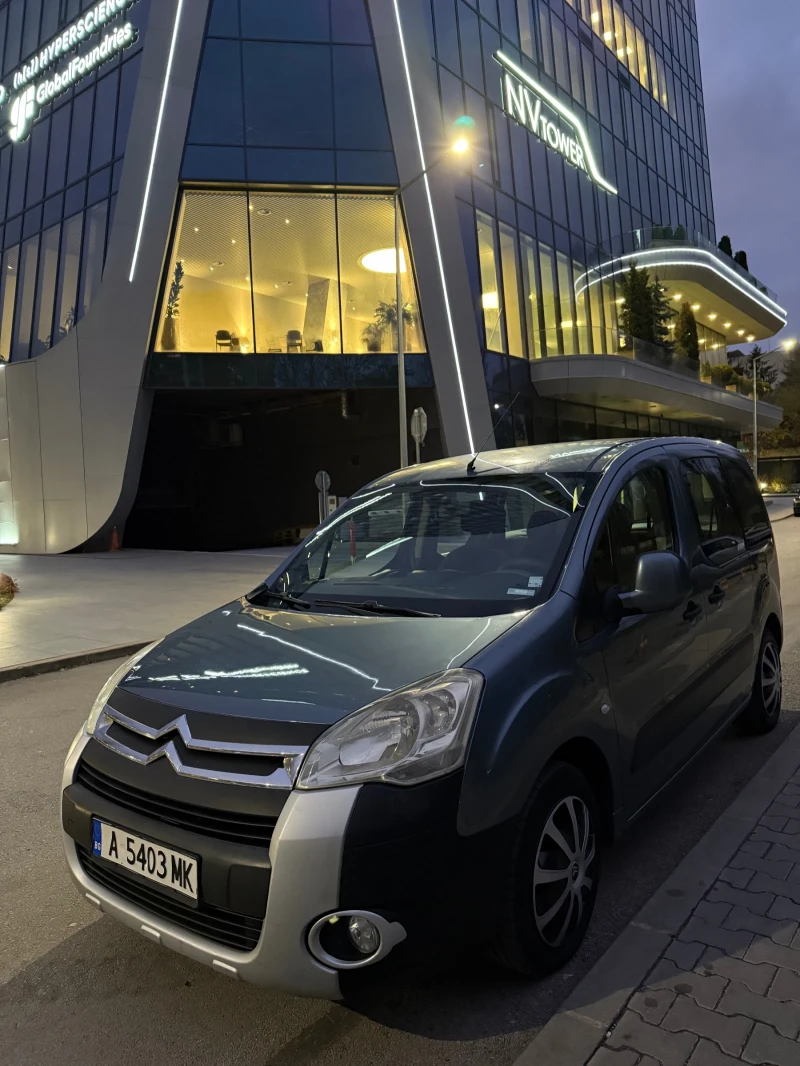 Citroen Berlingo 110 коня 5+ 1 XTR 2 странични врати!!!220хил км!!, снимка 1 - Автомобили и джипове - 47995051