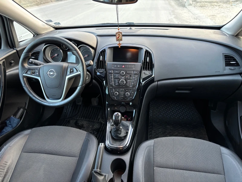 Opel Astra 1.6 cdti 136 hp, снимка 13 - Автомобили и джипове - 48952223