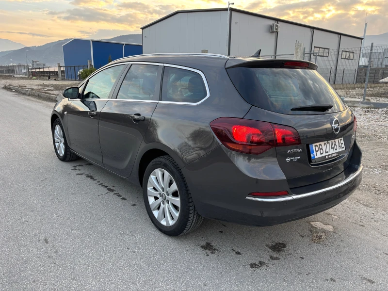 Opel Astra 1.6 cdti 136 hp, снимка 6 - Автомобили и джипове - 48952223