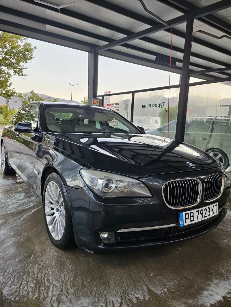 BMW 750 Xdrive V8 4.4l добро състояние , снимка 8 - Автомобили и джипове - 51206048