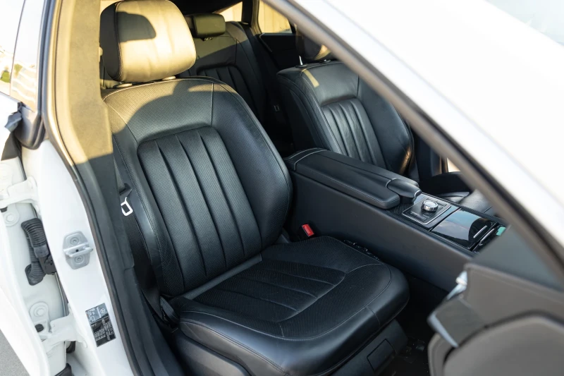 Mercedes-Benz CLS 500 AMG 4matic, снимка 8 - Автомобили и джипове - 52695629
