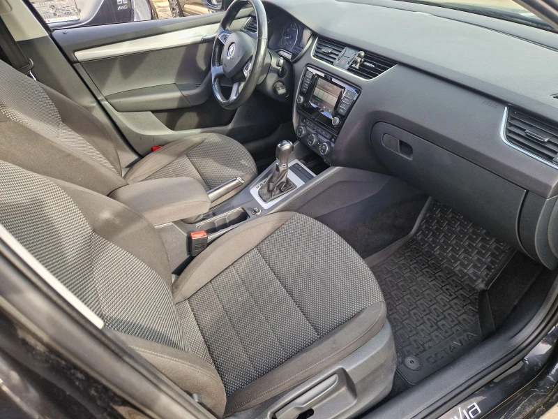 Skoda Octavia 1.8TSI, AVTOMATIK, снимка 9 - Автомобили и джипове - 52534356