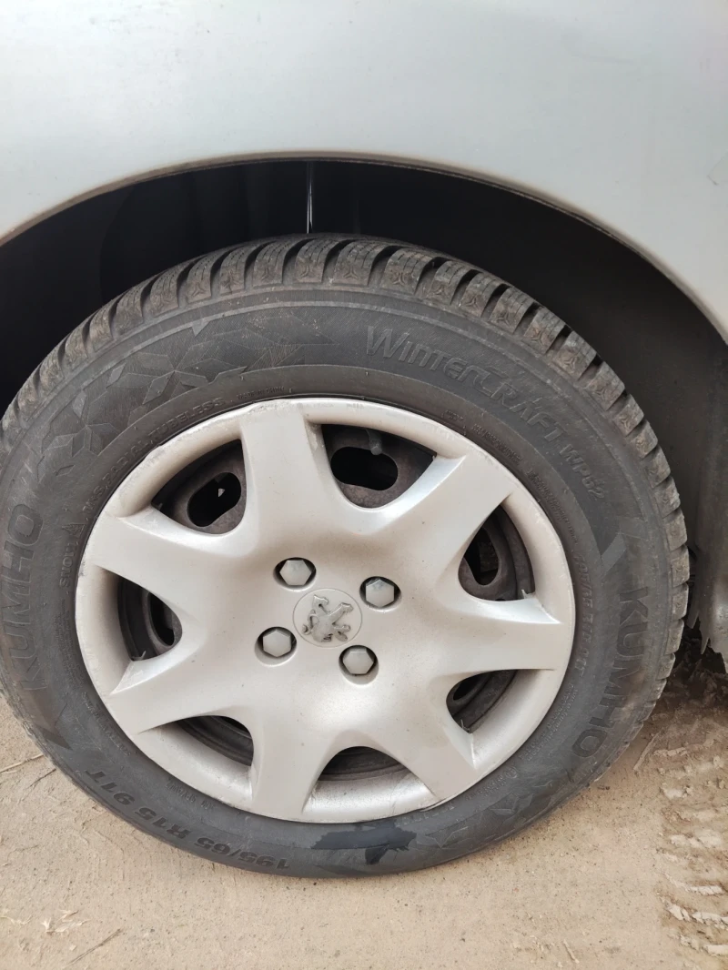 Peugeot 308 1.6 HDI , снимка 8 - Автомобили и джипове - 52870349