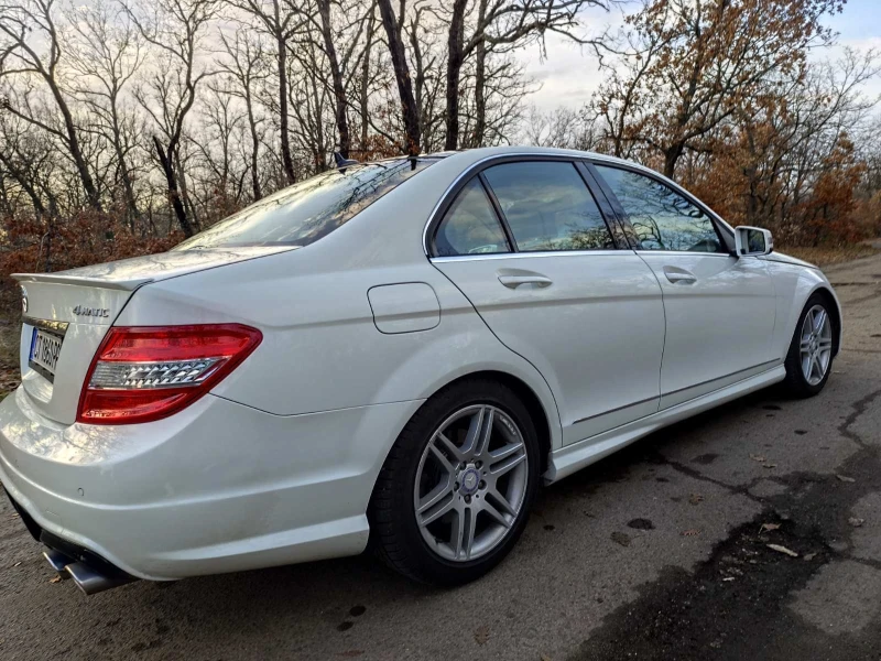 Mercedes-Benz C 350, снимка 4 - Автомобили и джипове - 53012503