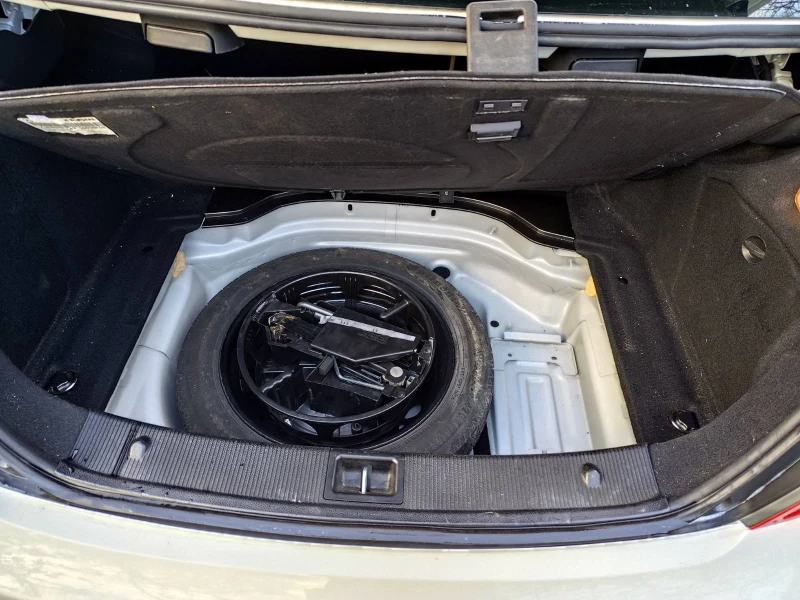 Mercedes-Benz C 350, снимка 11 - Автомобили и джипове - 53012503