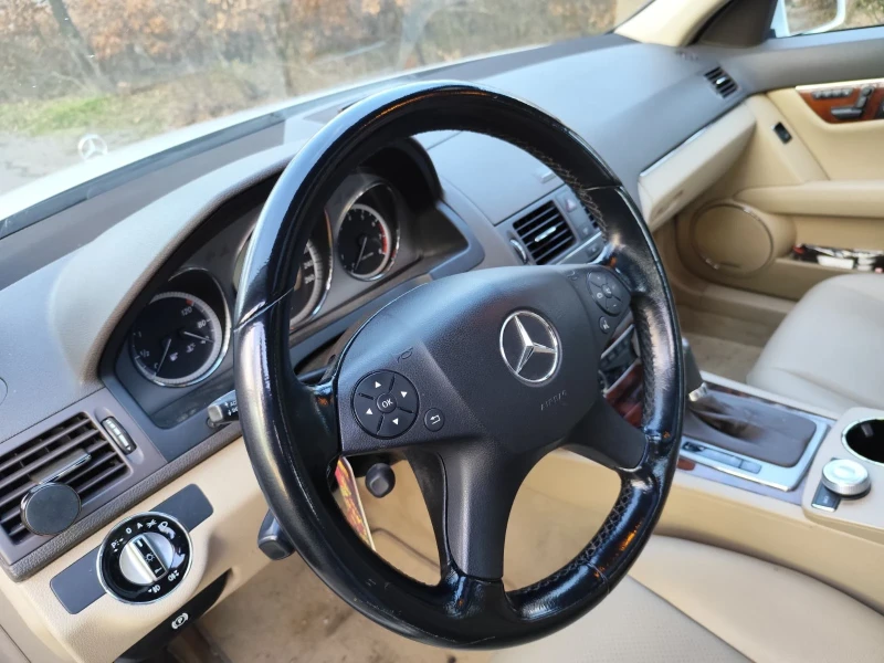 Mercedes-Benz C 350, снимка 5 - Автомобили и джипове - 53012503
