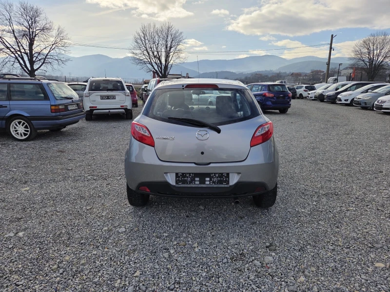 Mazda 2, снимка 4 - Автомобили и джипове - 53248270