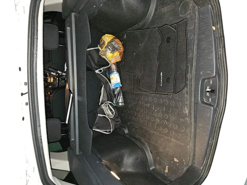 Dacia Logan MCV II Ambiance N1, снимка 11 - Автомобили и джипове - 53248068
