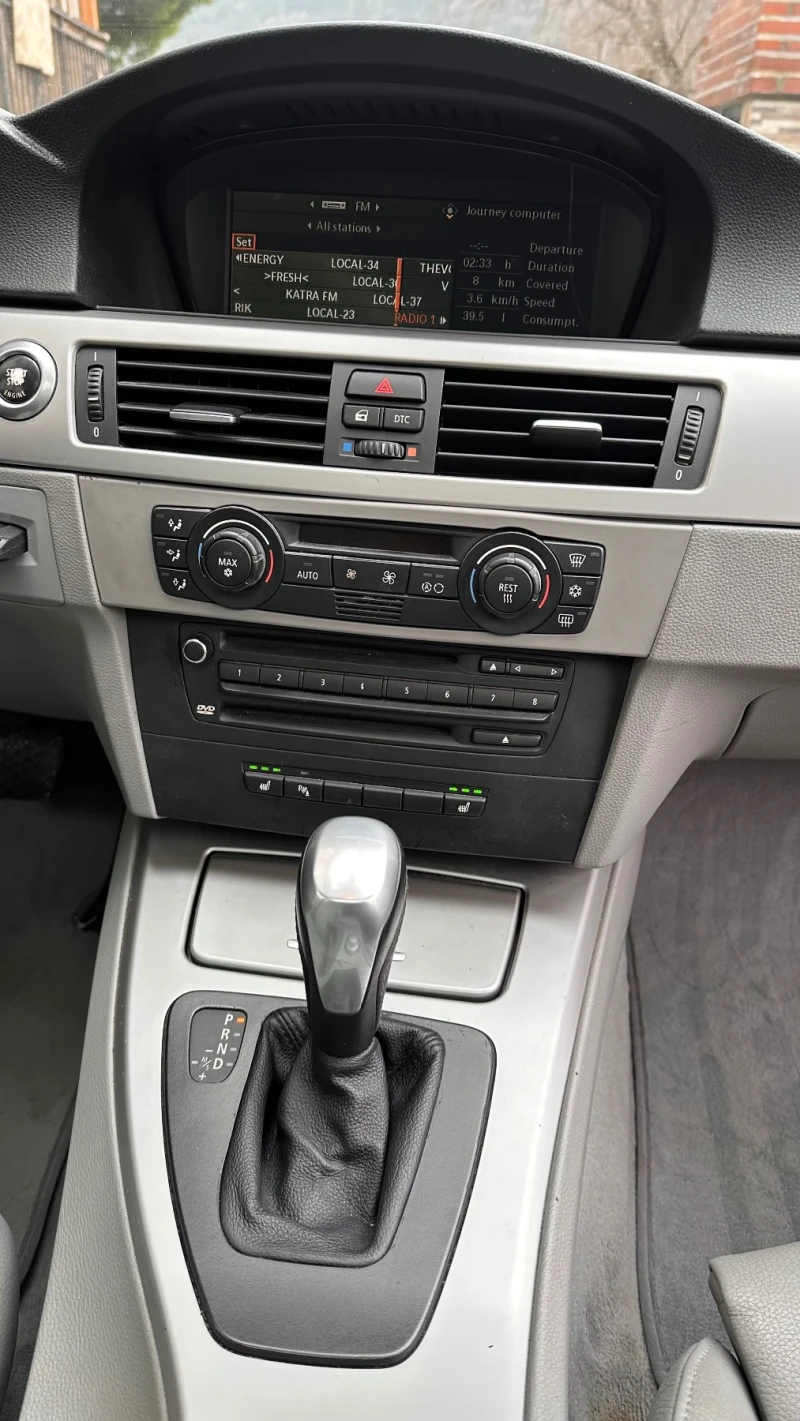 BMW 320 163кс-Автомат-Нави-Панорама-Подгрев, снимка 15 - Автомобили и джипове - 53455772