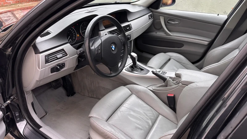 BMW 320 163кс-Автомат-Нави-Панорама-Подгрев, снимка 9 - Автомобили и джипове - 53455772
