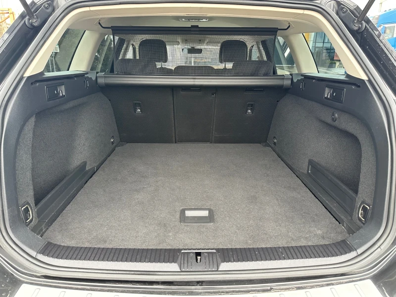VW Passat 2.0TDI, снимка 5 - Автомобили и джипове - 53458927