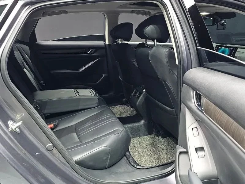 Honda Accord, снимка 11 - Автомобили и джипове - 56690077