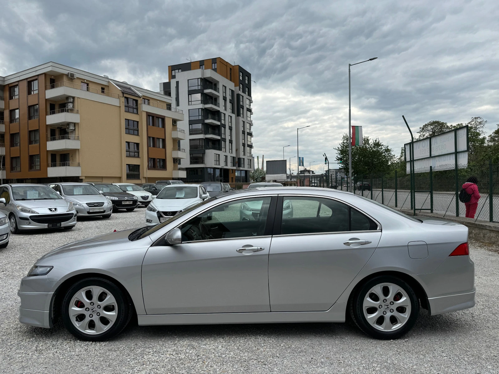 Honda Accord 2, 2 i-CDTi* FACELIFT* * SPORT* * КОЖА* * КАМЕРА - изображение 5