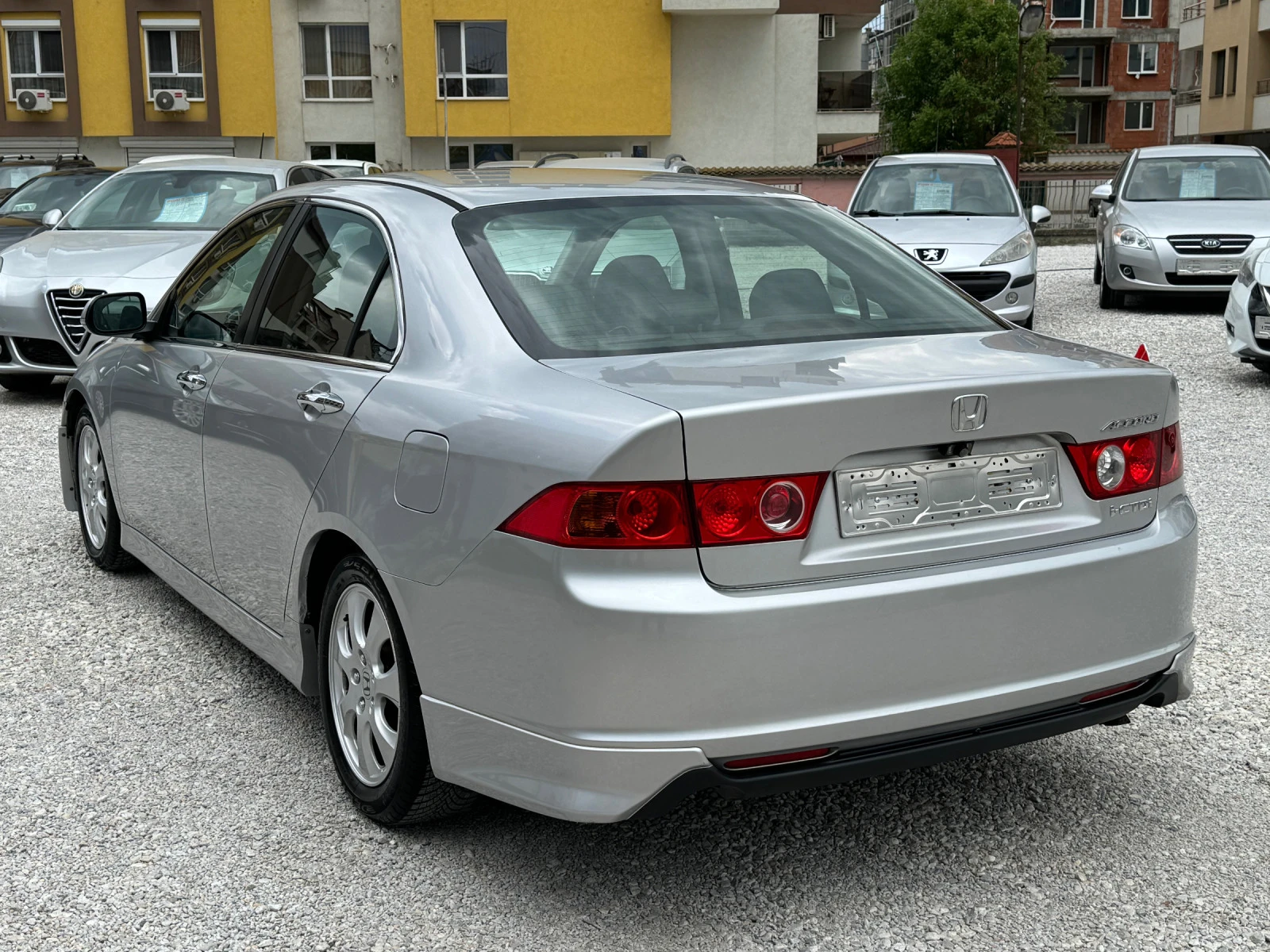 Honda Accord 2, 2 i-CDTi* FACELIFT* * SPORT* * КОЖА* * КАМЕРА - изображение 8