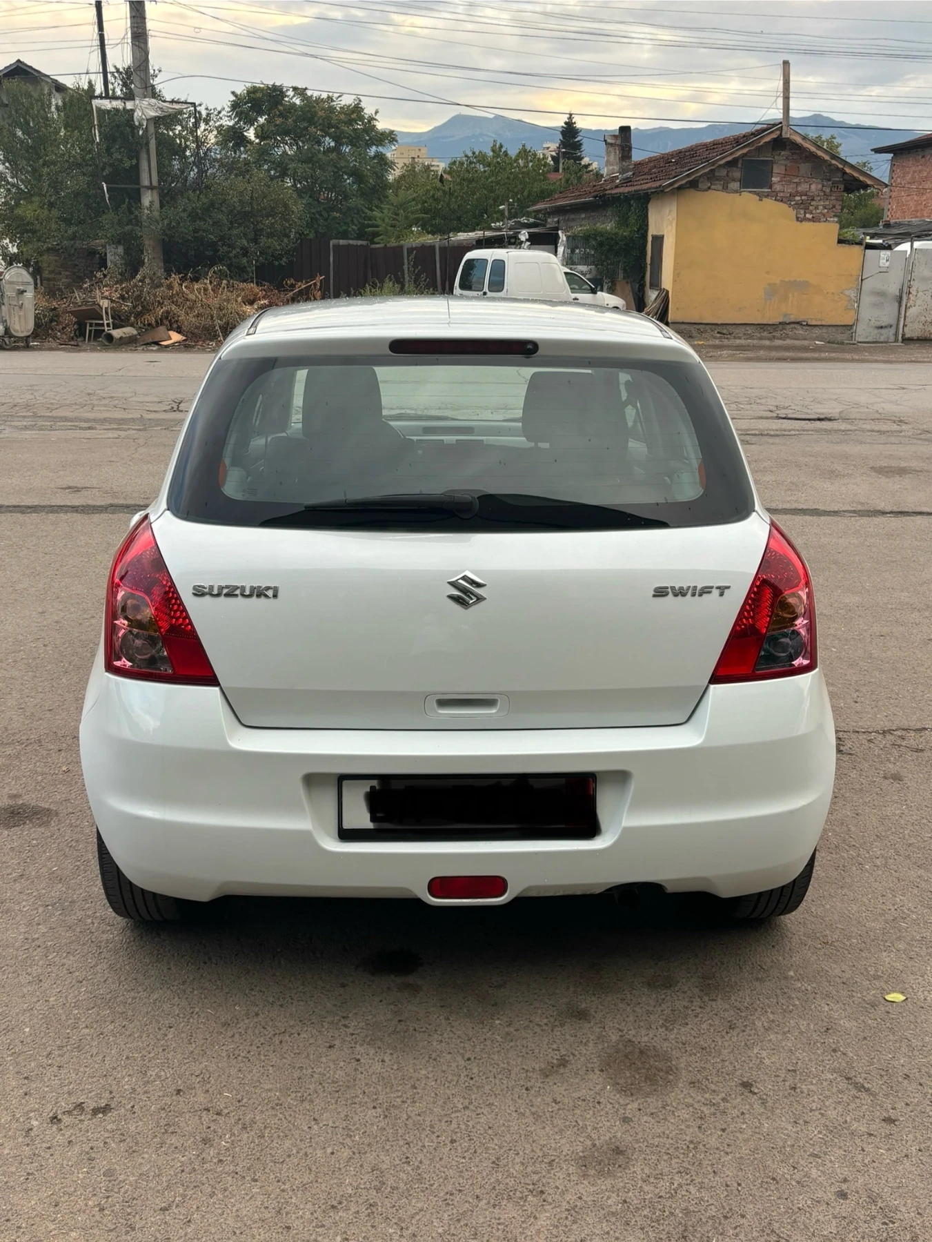 Suzuki Swift 1.3 - изображение 3