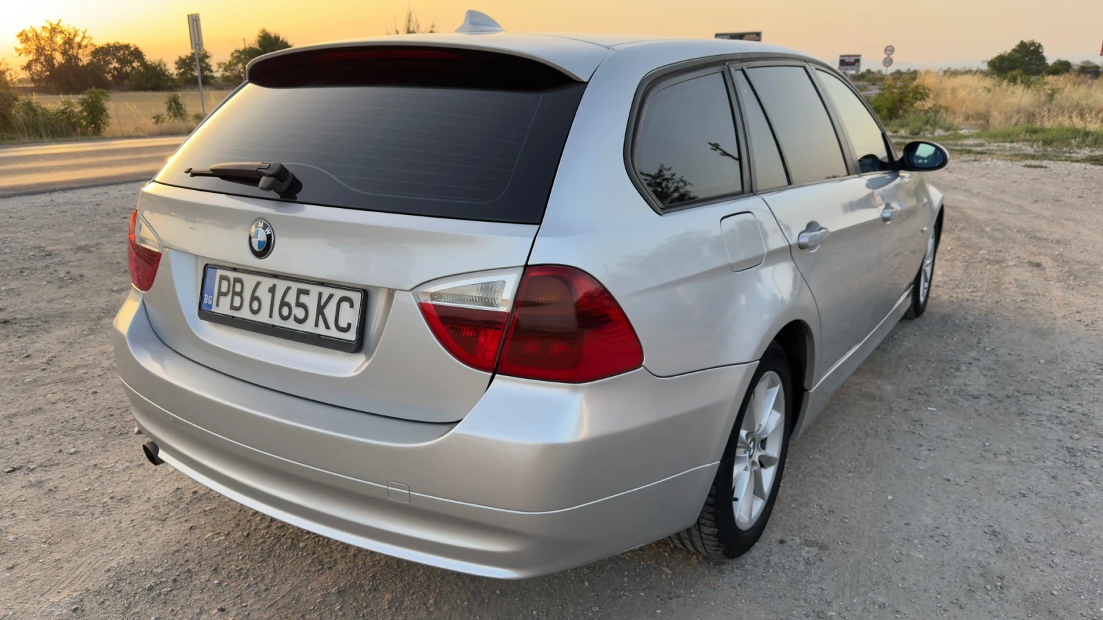 BMW 320 E91 - изображение 3