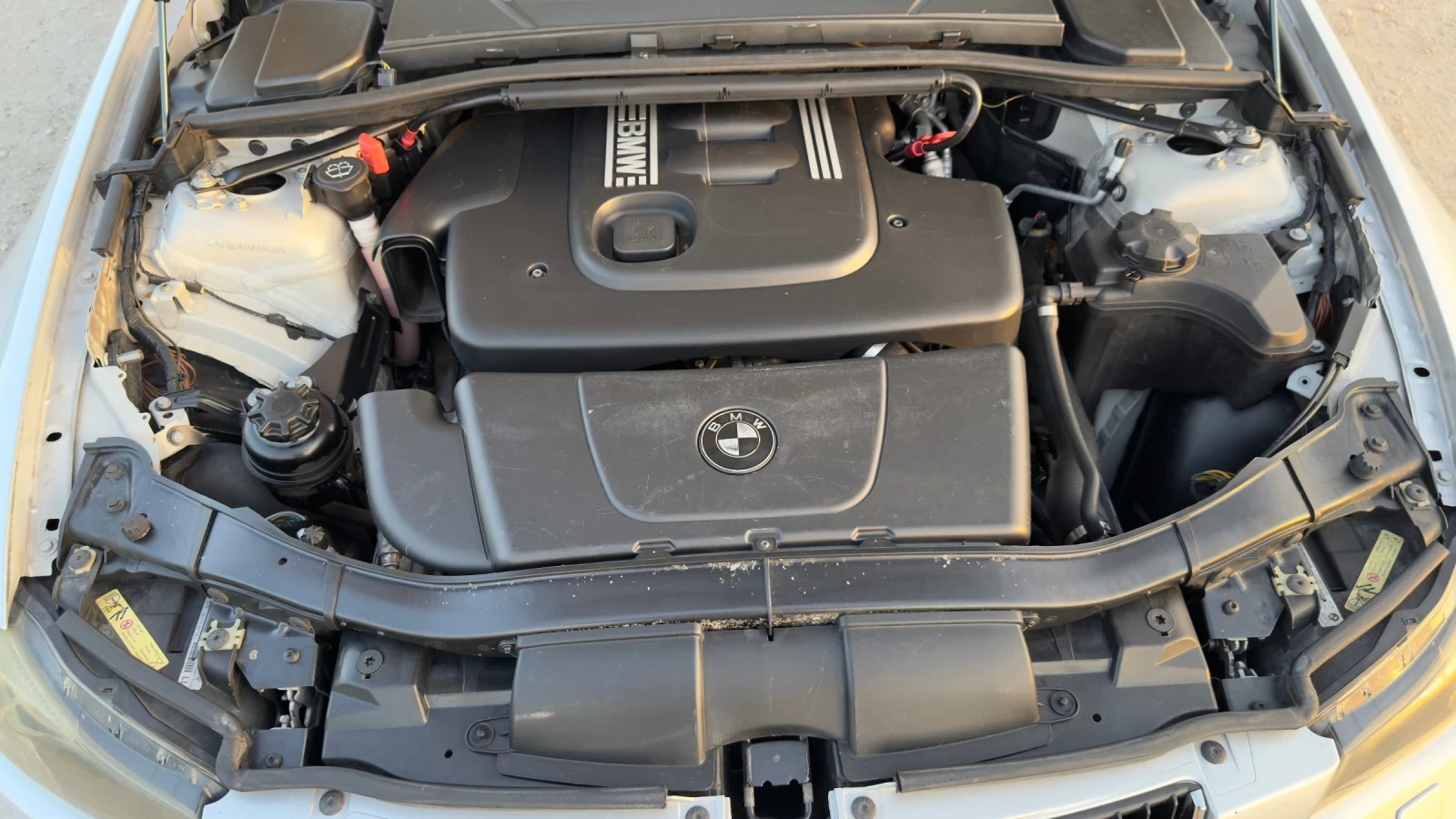 BMW 320 E91 - изображение 5