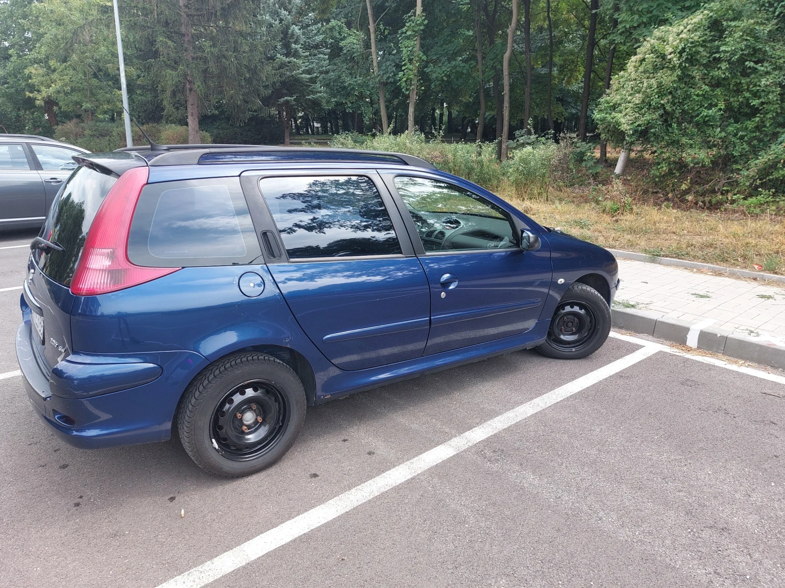 Peugeot 206 SW - изображение 4