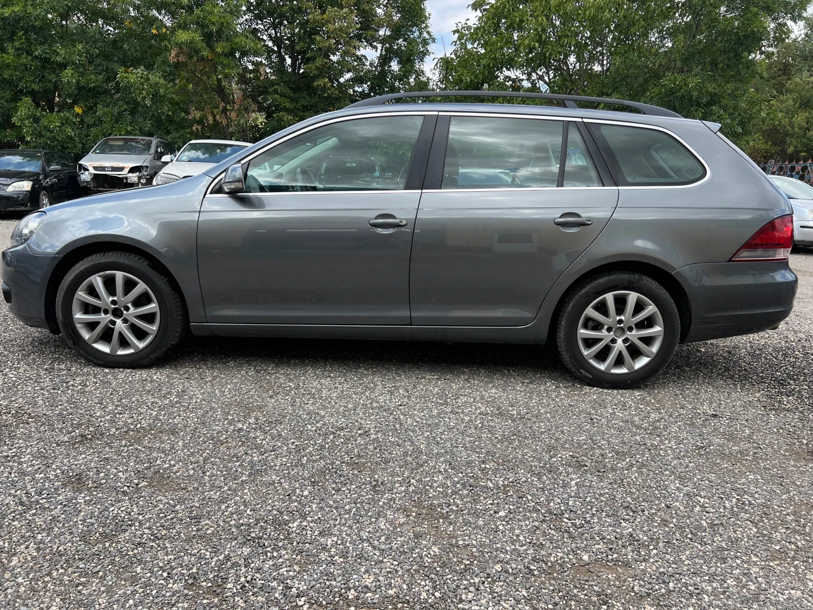 VW Golf * 1.6 TDI* 105hp* DSG*  - изображение 5