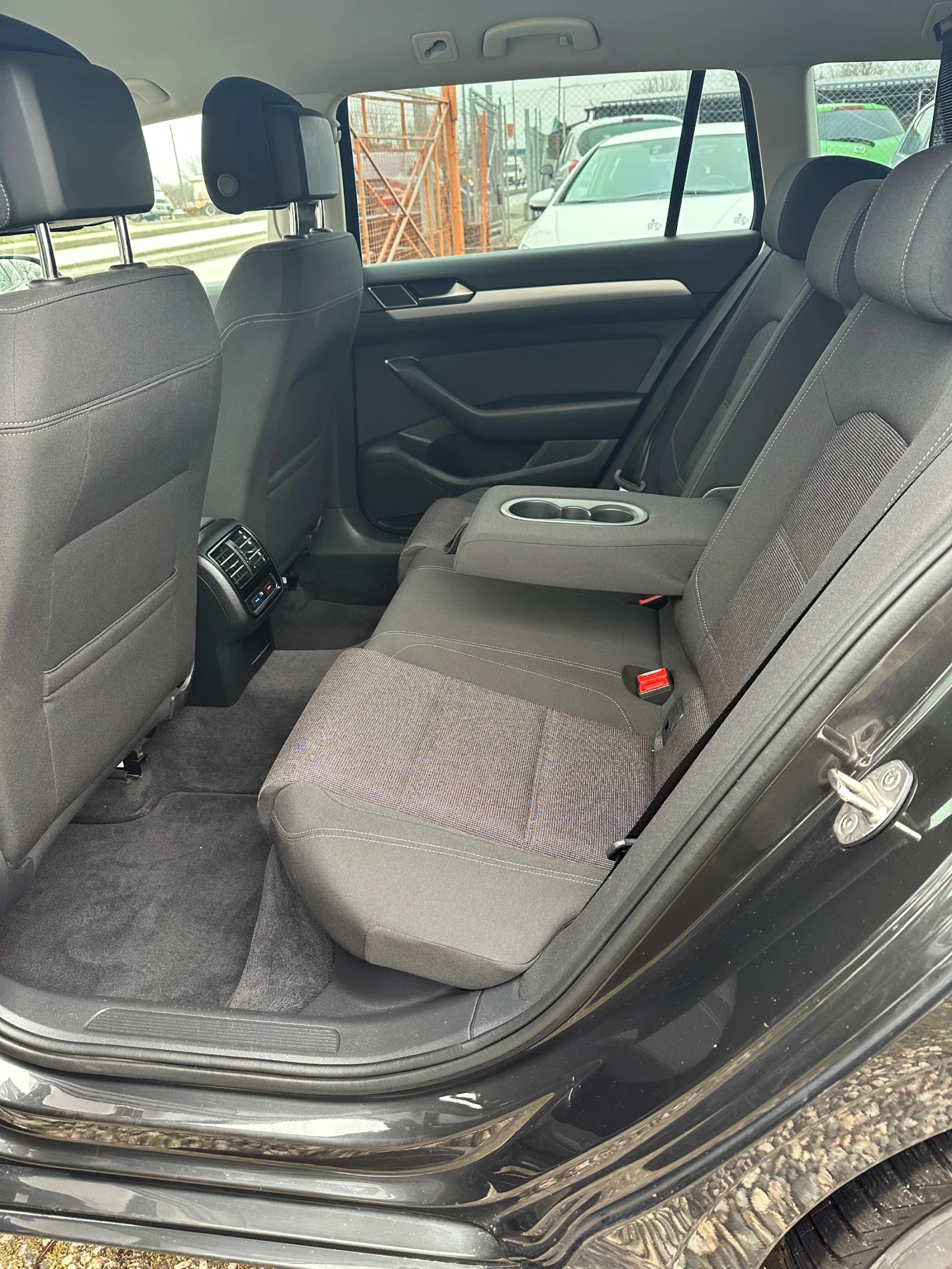 VW Passat 2.0TDI - изображение 6