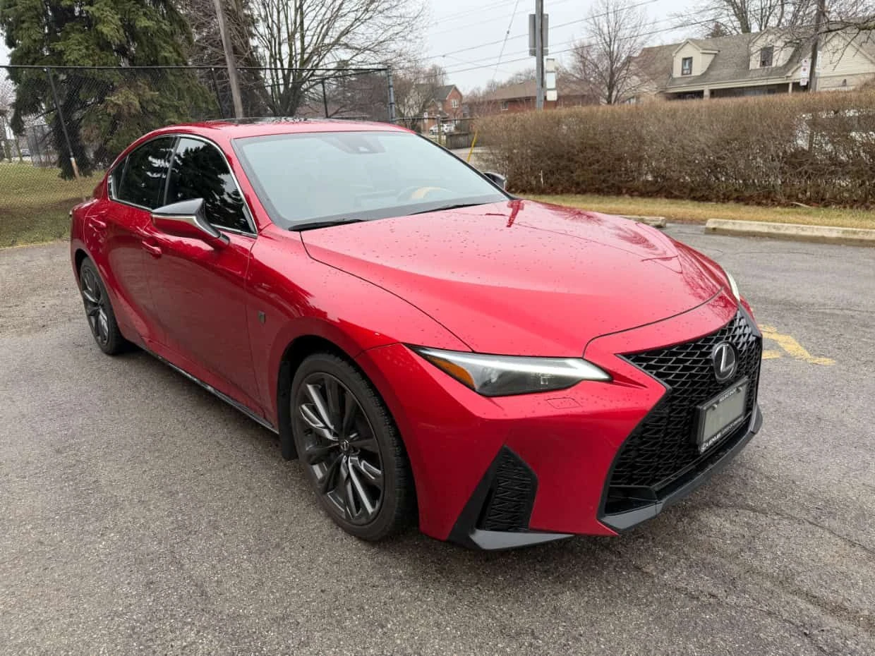 Lexus IS 300  CARFAX, снимка 16 - Автомобили и джипове - 53930911