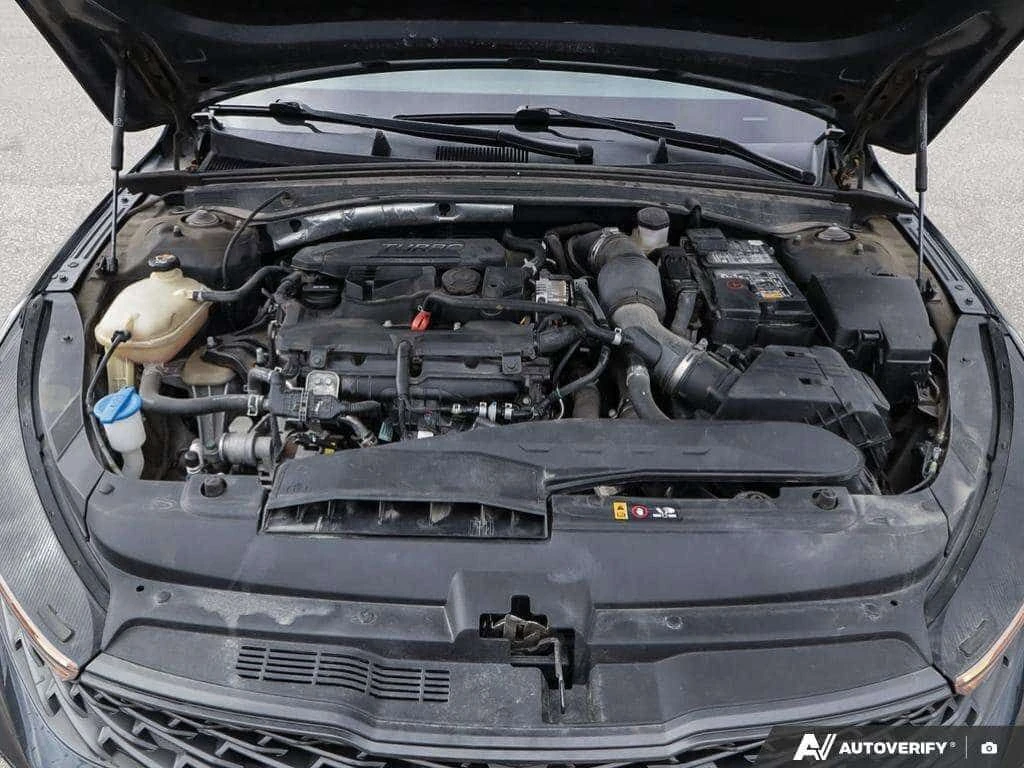 Kia K5 * GT Line * DISTRONIC* КОЖА* ФИКСИРАНА ЦЕНА* , снимка 10 - Автомобили и джипове - 53997694