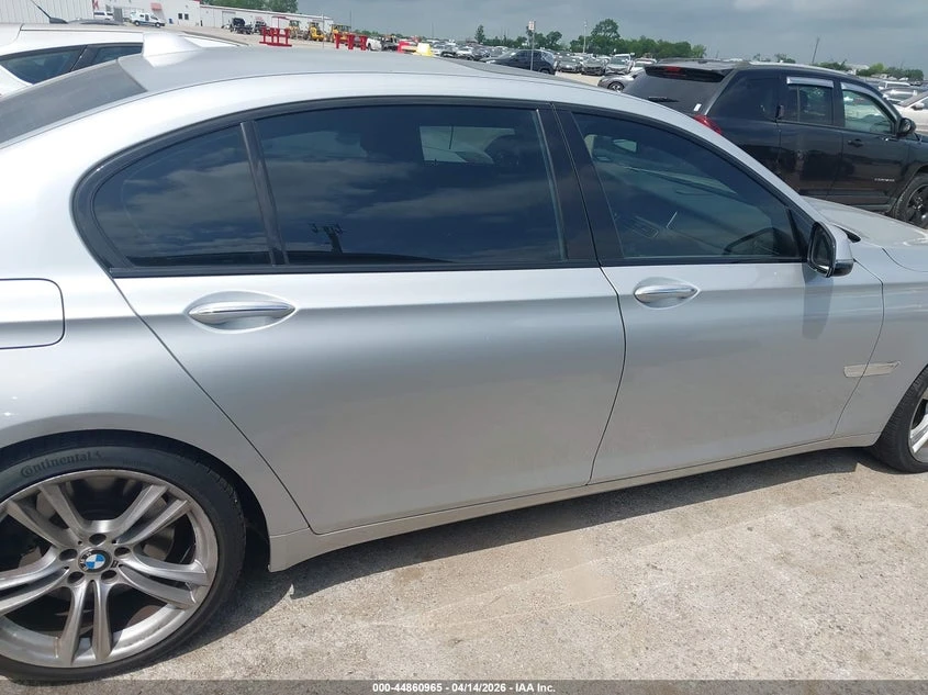 BMW 114 4.4L V8 FI DOHC 32V NF4 Rear Wheel Drive | Mobile.bg � ����������� 13