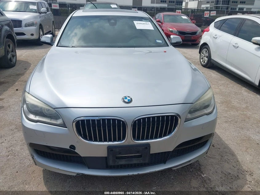 BMW 114 4.4L V8 FI DOHC 32V NF4 Rear Wheel Drive | Mobile.bg � ����������� 12