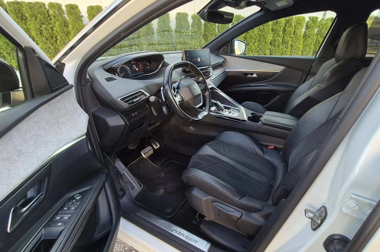 Peugeot 5008 2.0BlueHDI GT-Line, снимка 7 - Автомобили и джипове - 54325670