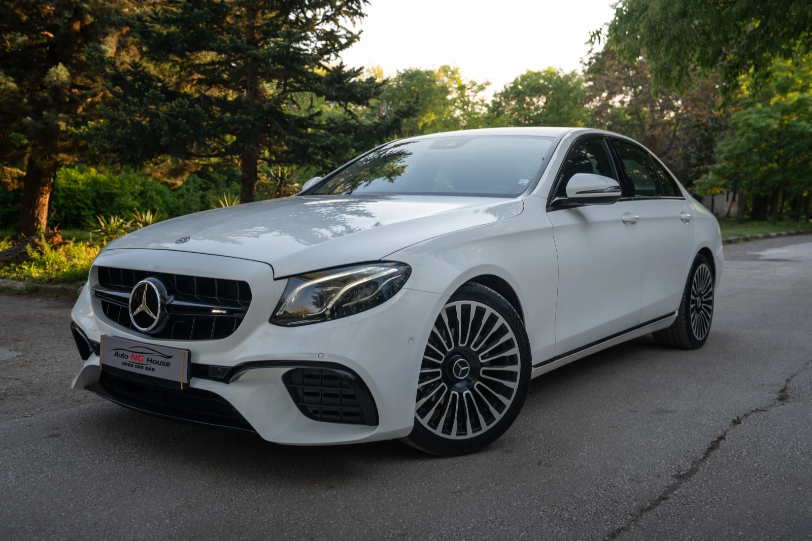 Mercedes-Benz E 220 AMG| BURMESTER| �������� �������| ������ 100% | Mobile.bg � ����������� 2