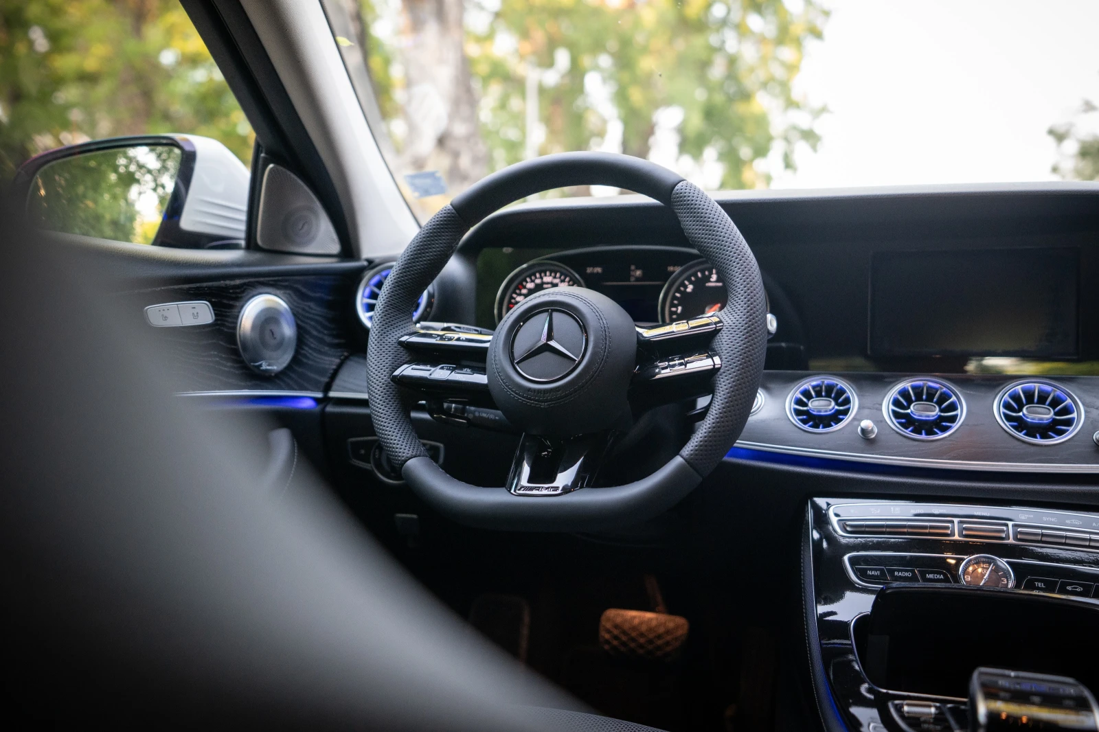 Mercedes-Benz E 220 AMG| BURMESTER| �������� �������| ������ 100% | Mobile.bg � ����������� 11