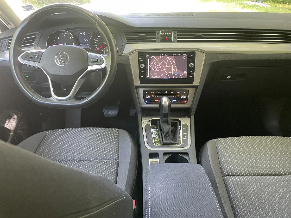 VW Passat, снимка 2 - Автомобили и джипове - 54856010