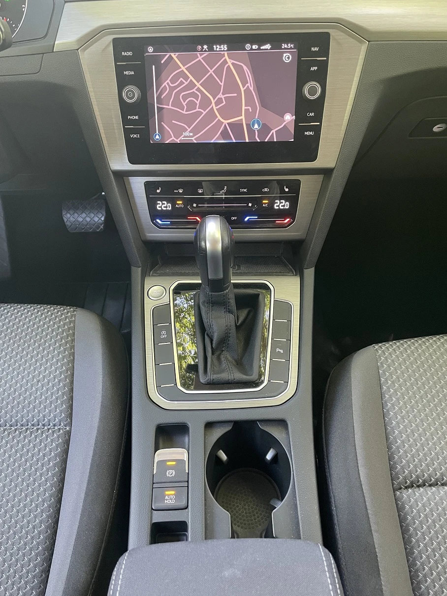 VW Passat, снимка 15 - Автомобили и джипове - 54856010