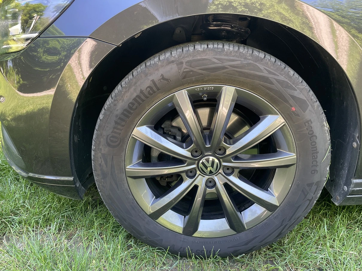 VW Passat, снимка 11 - Автомобили и джипове - 54856010