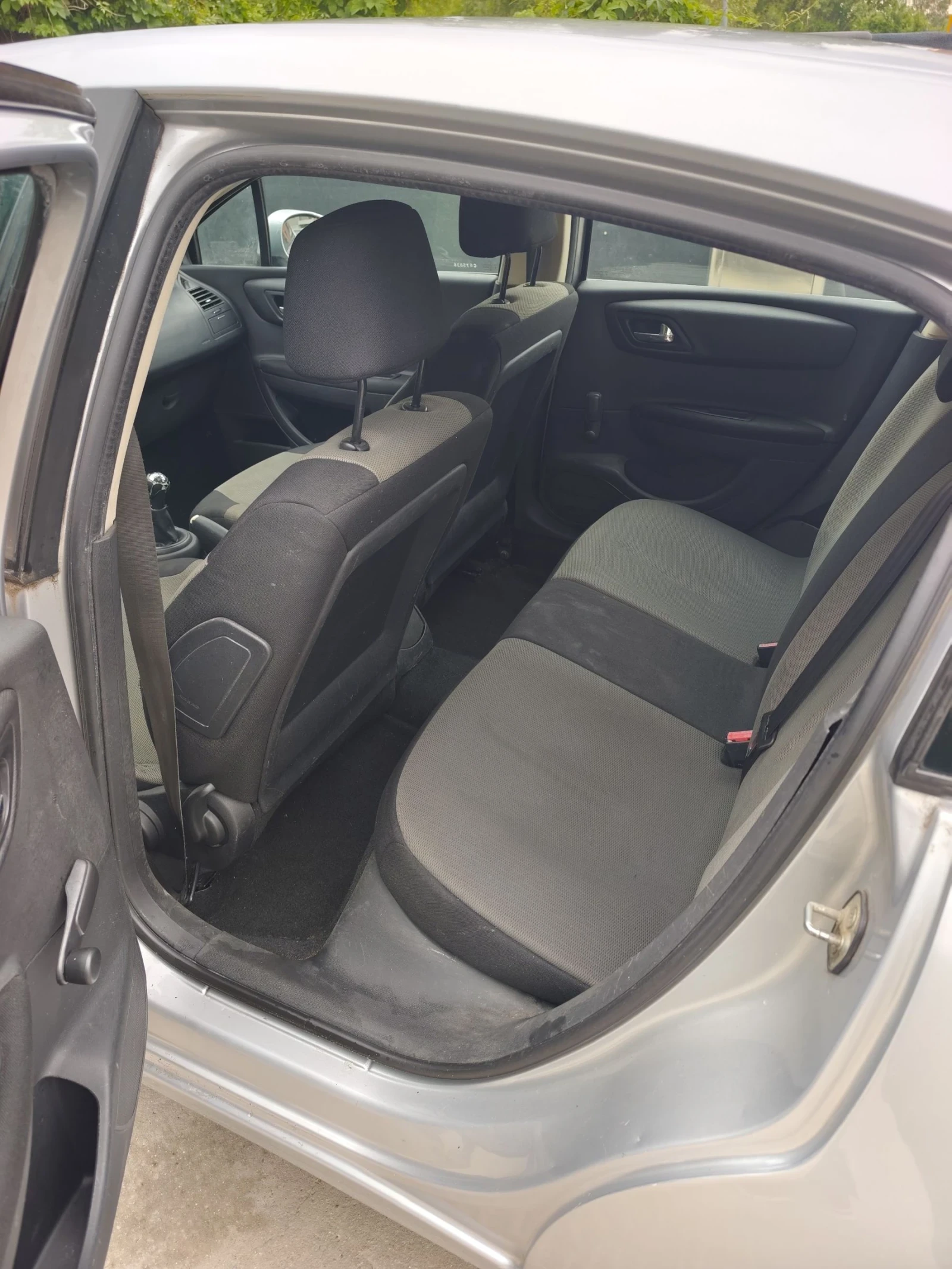 Citroen C4 ГАЗ/2007г., снимка 7 - Автомобили и джипове - 54896098