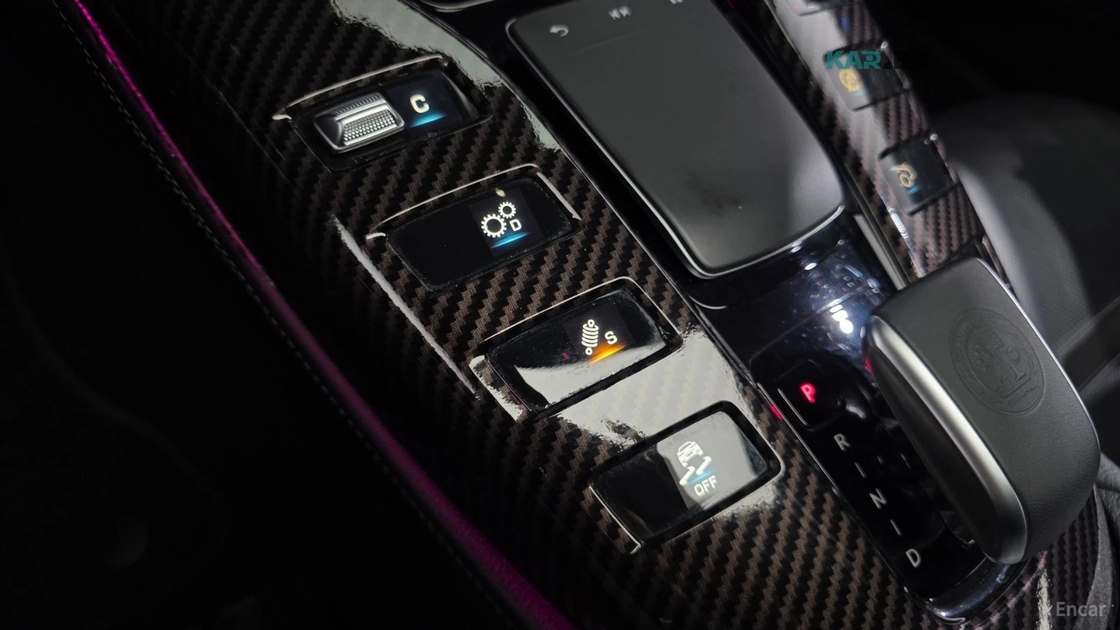 Mercedes-Benz AMG GT 43* 4MATIC* ПОДГРЕВ* ОБДУХВАНЕ* BURMESTER* DISTRON, снимка 13 - Автомобили и джипове - 54934177