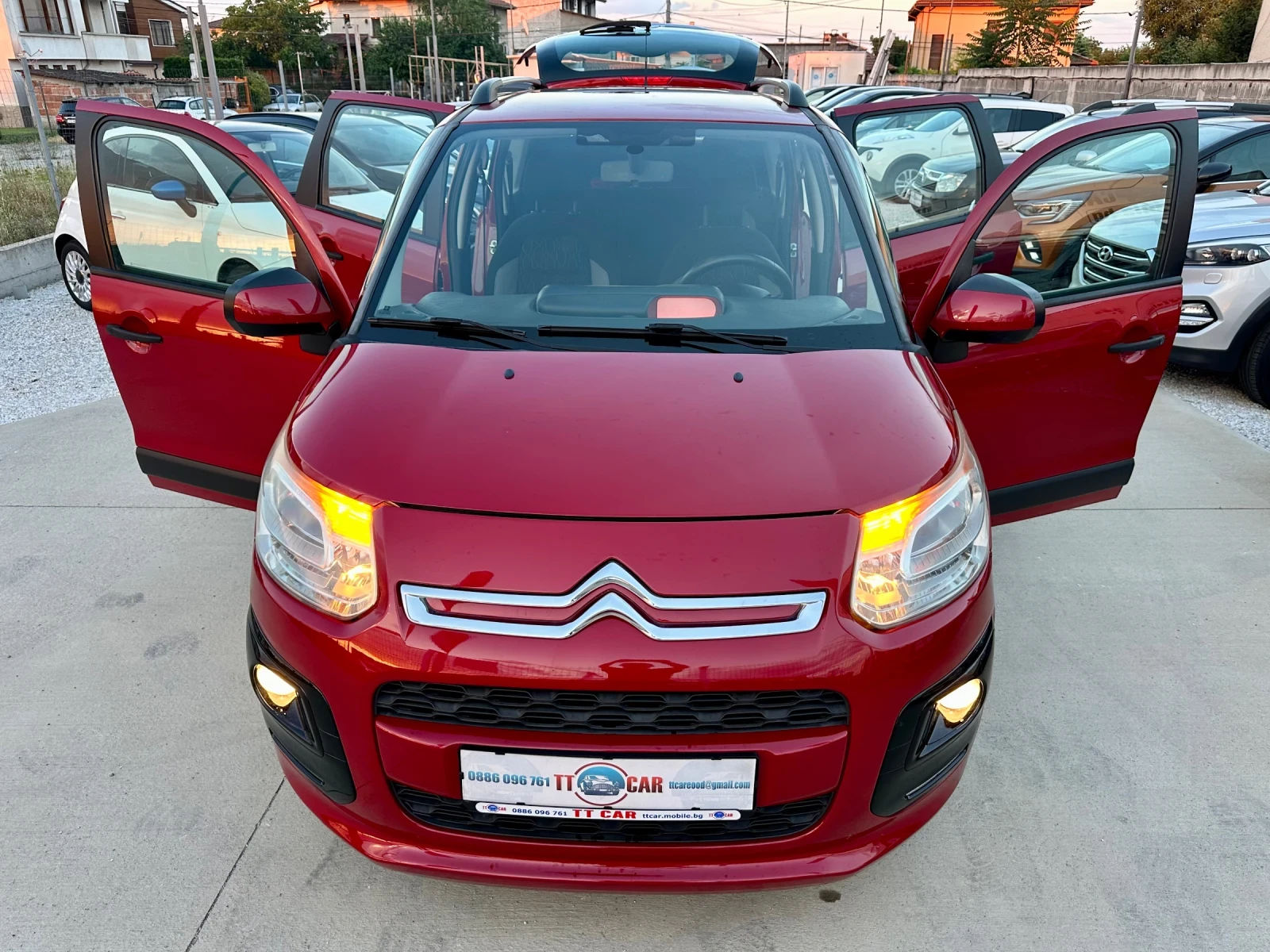 Citroen C3 Picasso 1.6hdi 95к. Face lift Клима! Led! , снимка 14 - Автомобили и джипове - 55090458