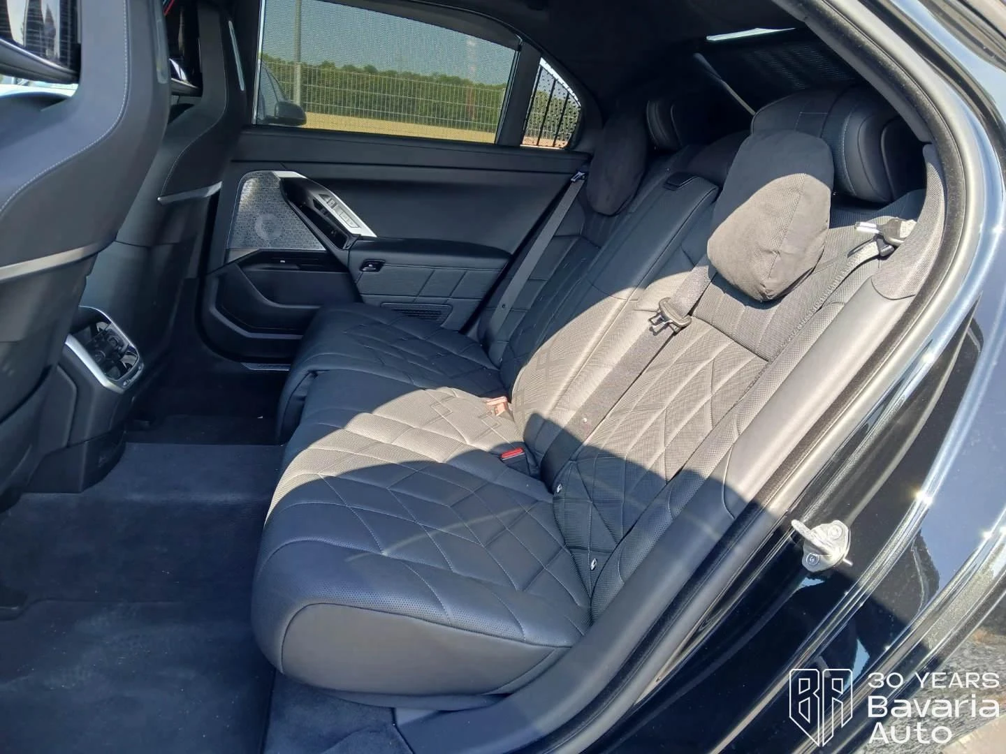 BMW 740 d xDrive M Sport PRO Paket Sportautomatic, снимка 9 - Автомобили и джипове - 55285617