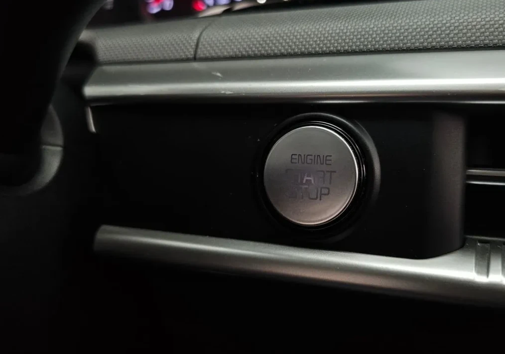 Kia K5 PRESTIGE* КОЖА* ОБДУХ* LANE ASSIST , снимка 14 - Автомобили и джипове - 55564264