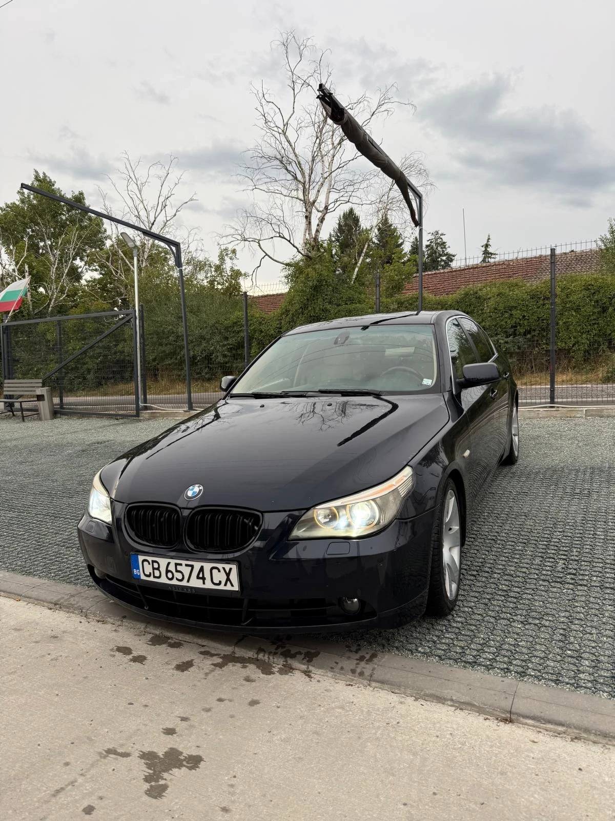 BMW 525