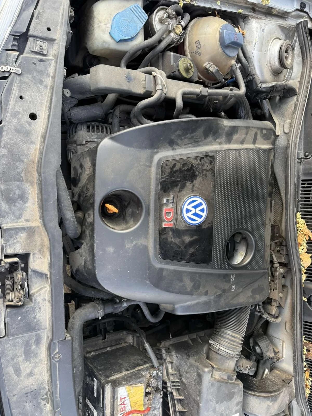 VW Golf 1.9 TDI, снимка 7 - Автомобили и джипове - 55781174