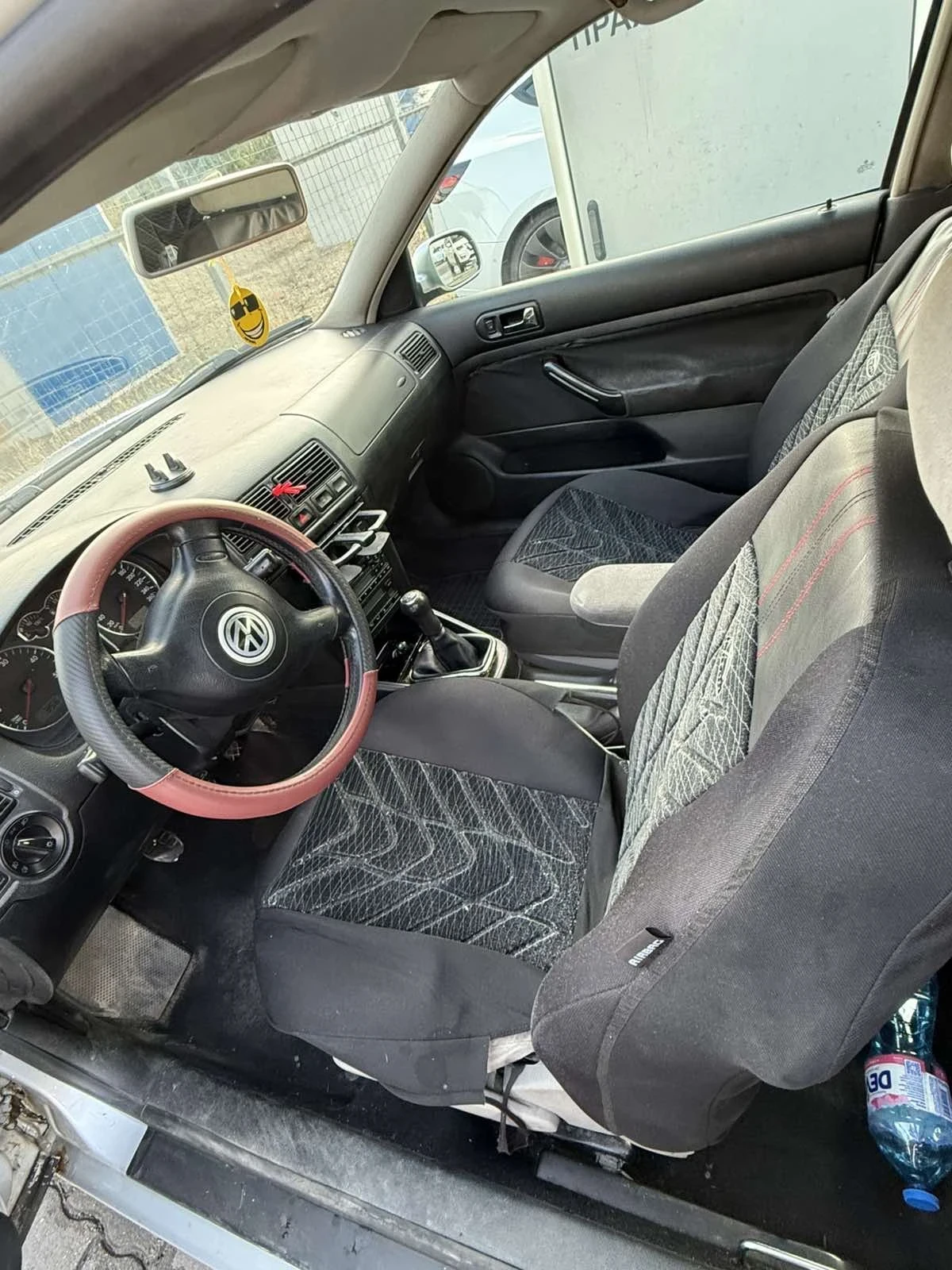 VW Golf 1.9 TDI, снимка 5 - Автомобили и джипове - 55781174