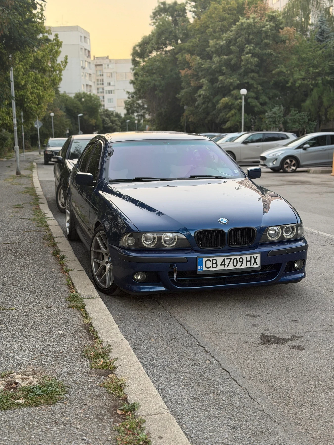 BMW 528